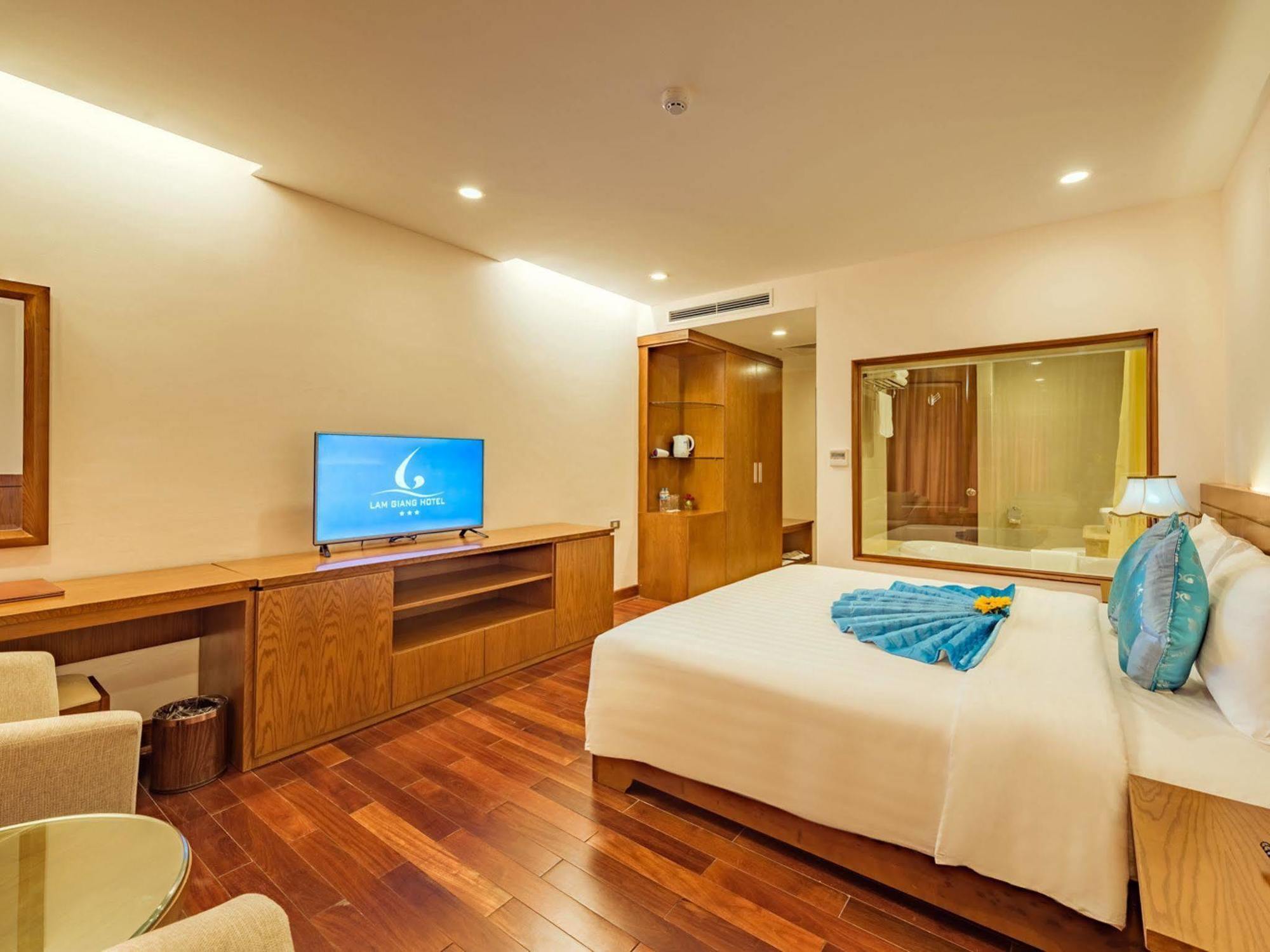 Lam Giang Hotel Vinh Dış mekan fotoğraf